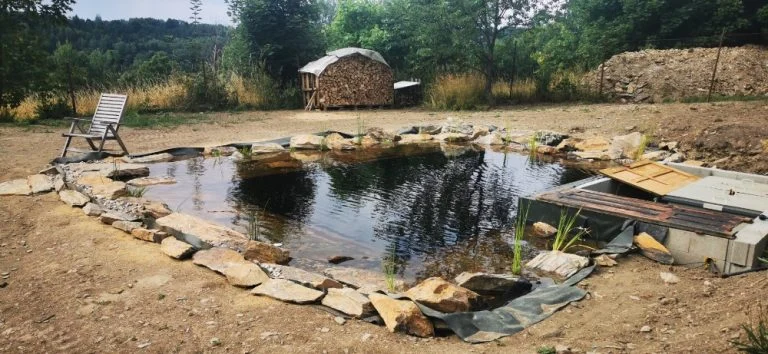 Zahrada ve svahu